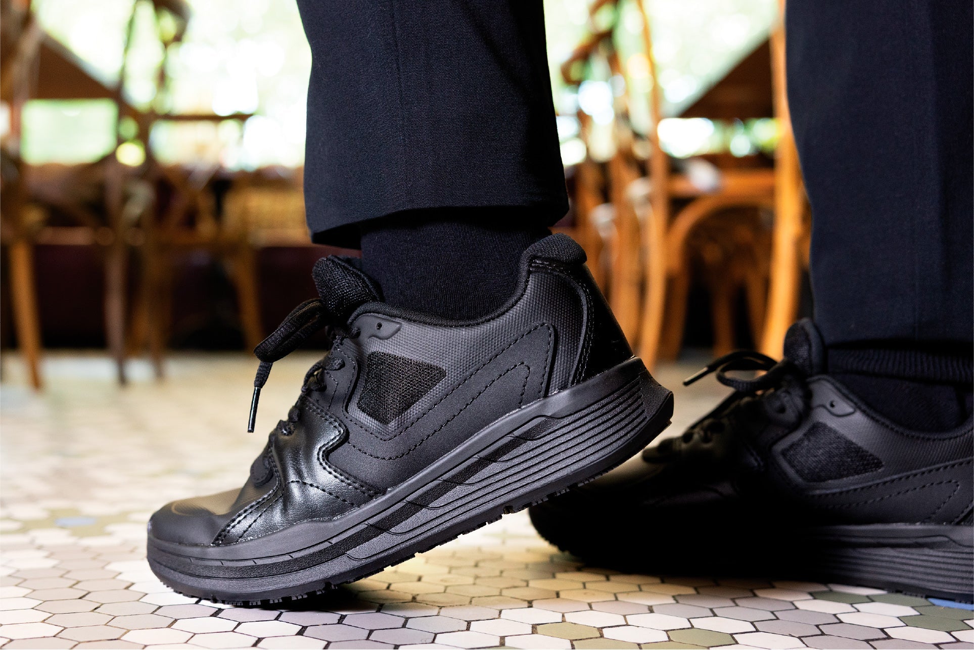 Normativa de Seguridad en Calzado Gastronómico: Todo lo que Debes Saber